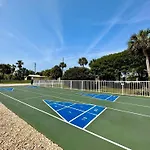 Pelican Walk 309